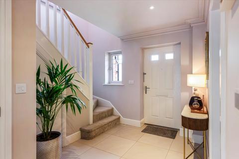 5 bedroom detached house for sale, Hillfort Close, Cheltenham, Gloucestershire, GL53