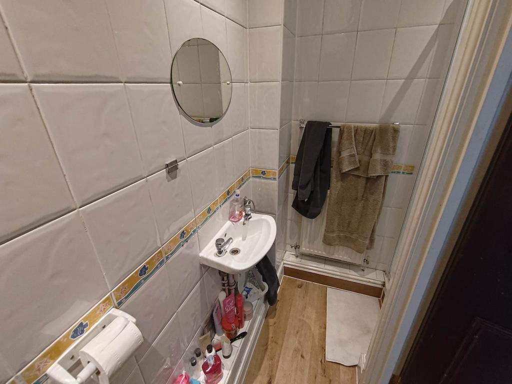 Bathroom (2)