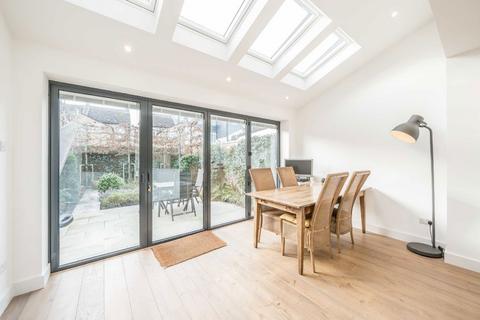 62 Mereway Road, Twickenham, TW2 6RG