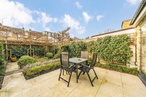 62 Mereway Road, Twickenham, TW2 6RG