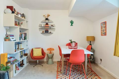 Flat 4, Headington Court, 78 Tanfield Road, Croydon, CR0 1AL