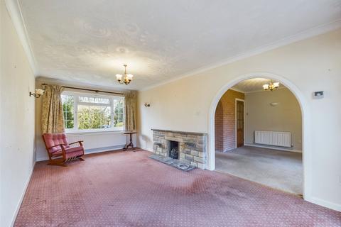 3 bedroom bungalow for sale, Ringwood Road, Bransgore, Christchurch, Dorset, BH23