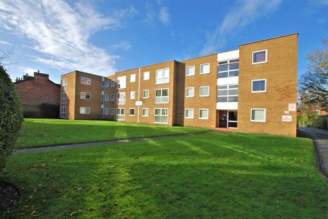 2 bedroom apartment to rent, Bramhall Lane, Davenport