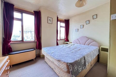 2 bedroom terraced house for sale, High Street, Kings Stanley, Stonehouse