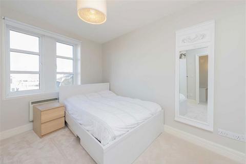 2 bedroom flat to rent, Rathbone Street, London W1T