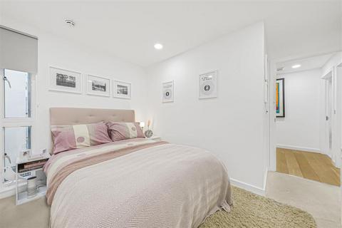 2 bedroom apartment to rent, Abbey Road, London NW8
