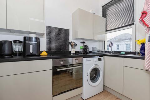 1 bedroom duplex for sale, Madeira Avenue, Worthing