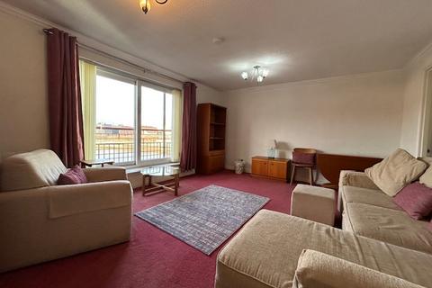 2 bedroom flat to rent, Riverview Gardens, Waterfront, Glasgow, G5