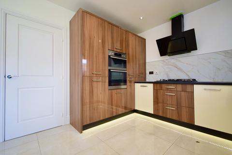 5 Bovinger Road, Leicester, LE5 0TX