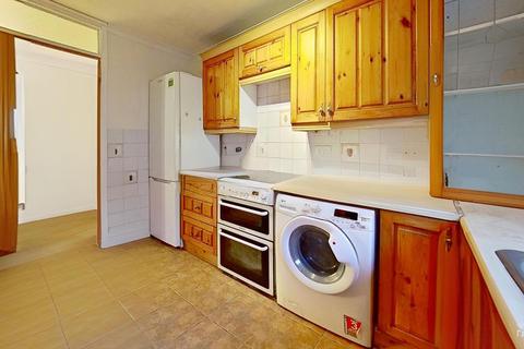 3, Hillstone Court Castle Hill Road, Dover, CT16 1QY