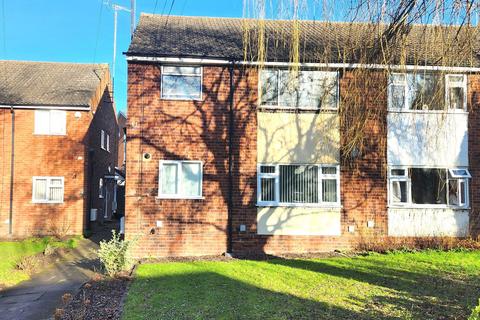 2 bedroom ground floor flat to rent, Newton Gardens, Birmingham B43