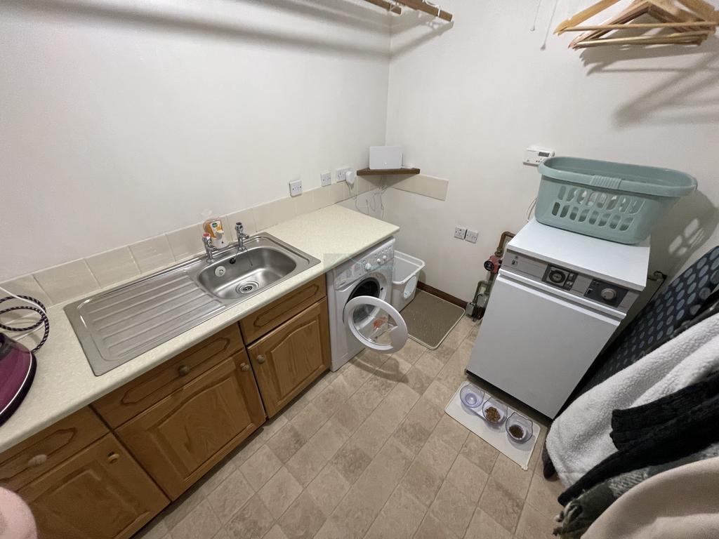 Utility Room.JPG