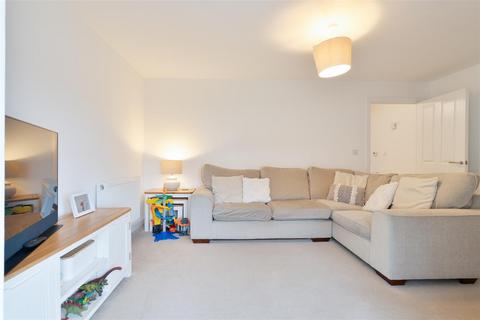 3 bedroom terraced house for sale, Waterman Way, Wouldham