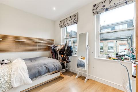 2 bedroom apartment for sale, London W14