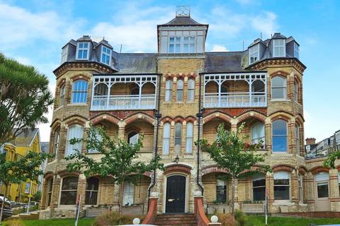 2 bedroom flat for sale, Ilfracombe, Devon