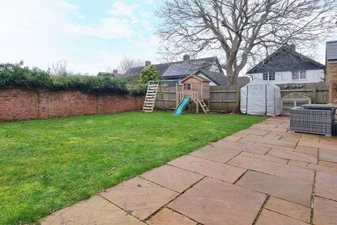 4 bedroom detached house for sale, High Street, Silsoe, Bedfordshire, MK45