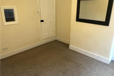 2 bedroom terraced house to rent, Queens Road, Hinckley, Leicestershire