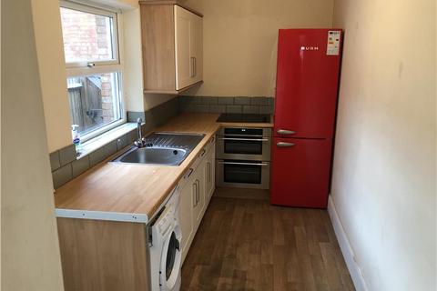 2 bedroom terraced house to rent, Queens Road, Hinckley, Leicestershire