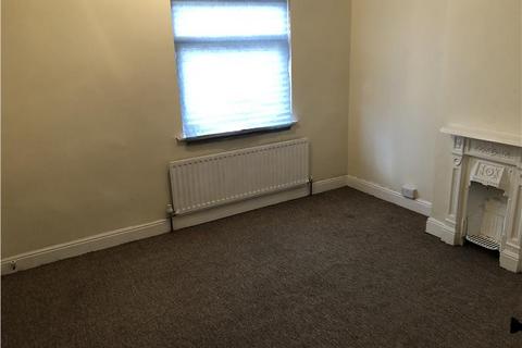 2 bedroom terraced house to rent, Queens Road, Hinckley, Leicestershire