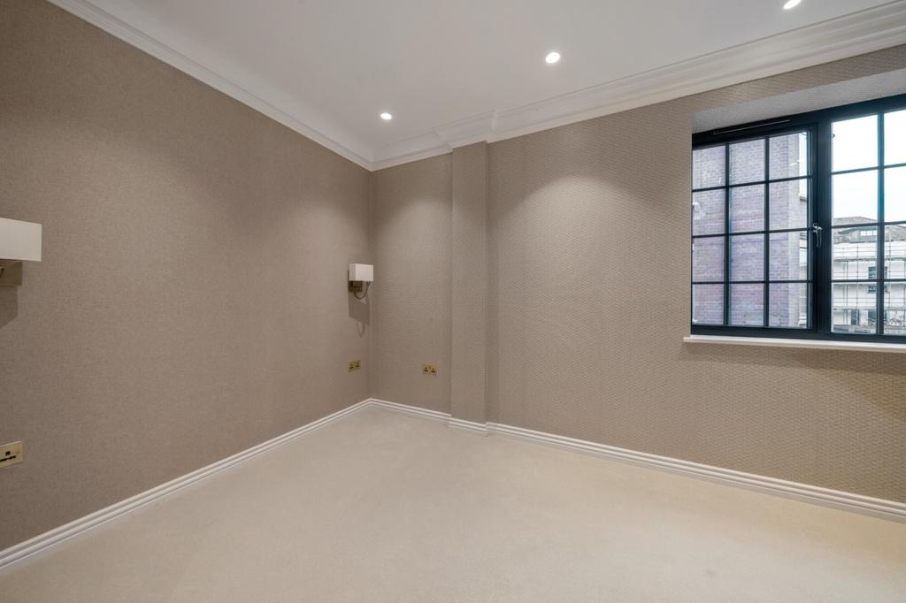 Bedroom (2)