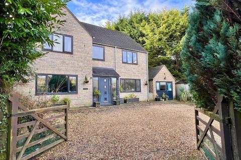 5 bedroom detached house for sale, Orchard Lane, Brimscombe, Stroud