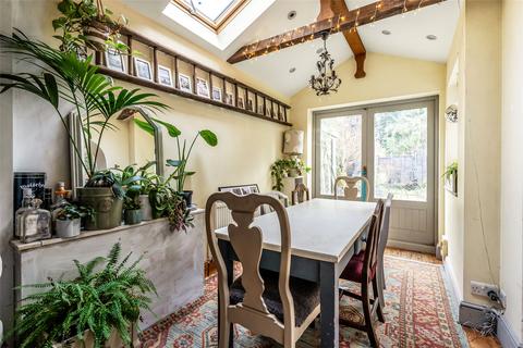 6 Bailey Road, Westcott, Dorking, RH4 3QS
