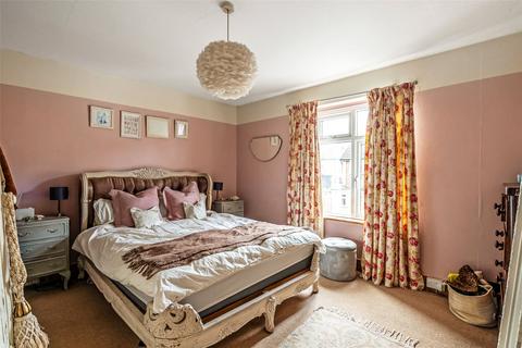 6 Bailey Road, Westcott, Dorking, RH4 3QS