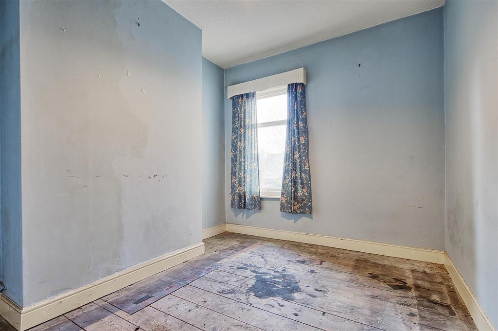 Bedroom 2.jpg