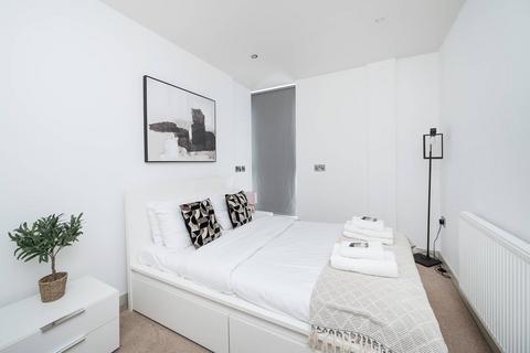 3 bedroom flat for sale, Shore Place, Homerton, London, E9