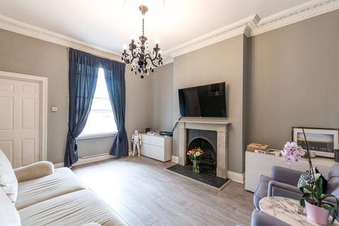 2 bedroom flat for sale, Gloucester Road, South Kensington, London, SW7