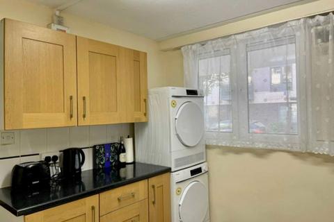 4 bedroom terraced house to rent, Carville Street, London N4