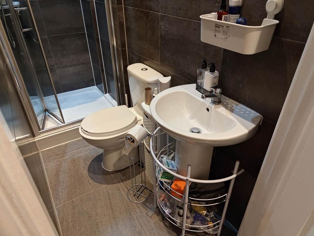 Shower room (1)