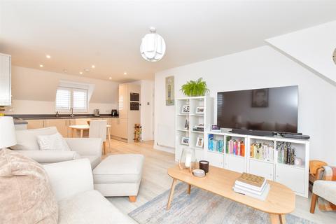 2 bedroom apartment for sale, Sandpiper Road, Chichester, West Sussex