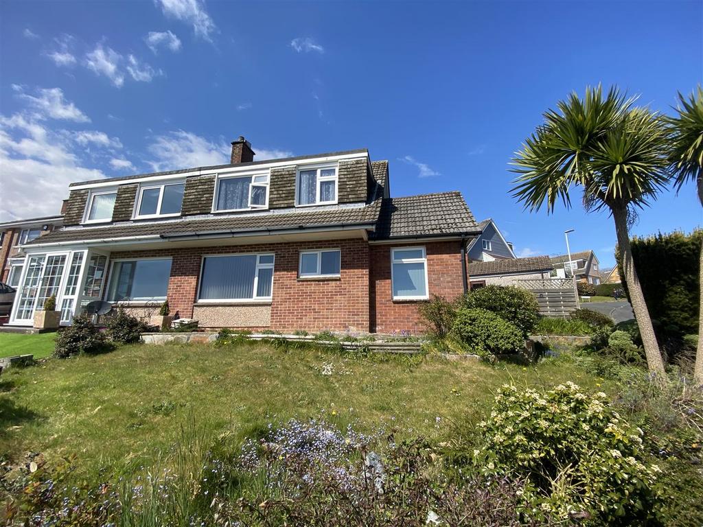 Deeble close, plympton, plymouth  pl7 4 br