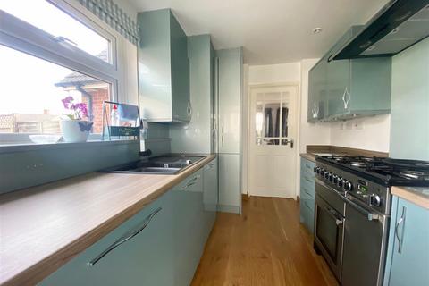 14 Deeble Close, Plymouth, PL7 4BR