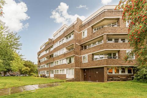 3 bedroom apartment for sale, Otho Court, Brentford Dock