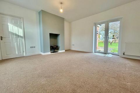 3 bedroom bungalow to rent, Manor Road, Beverley, East Riding of Yorkshi, HU17