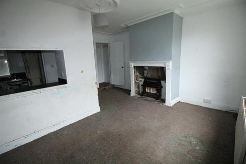 3 Albert Terrace, Wyke, Bradford, BD12 9BS