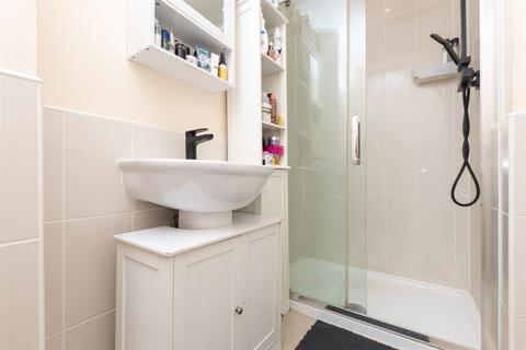 14 Southfields Green, Gravesend, DA11 7AD