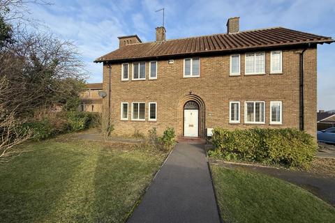 5 bedroom detached house to rent, Coney Hill Road, Gloucester GL4