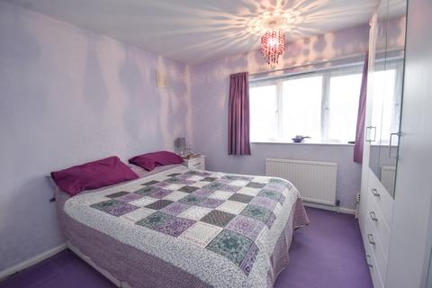 13 Albany Close, Skegness, PE25 2ND