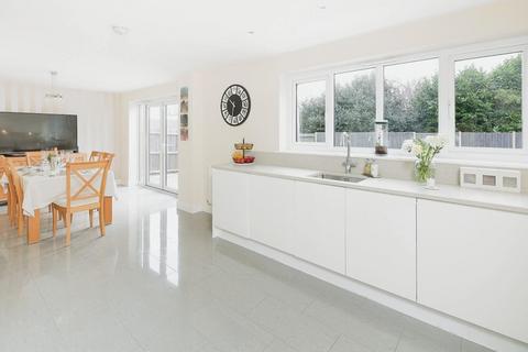 21 Langley Mill Close, Sutton Coldfield, B75 7DB