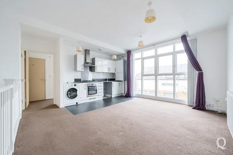 2 bedroom apartment for sale, Bluebell Drive, Sittingbourne, Kent, ME10