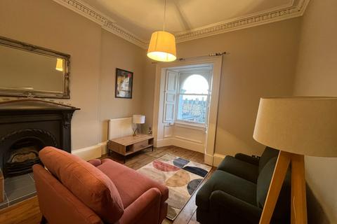 2 bedroom flat to rent, Colinton Road, Bruntsfield, Edinburgh, EH10