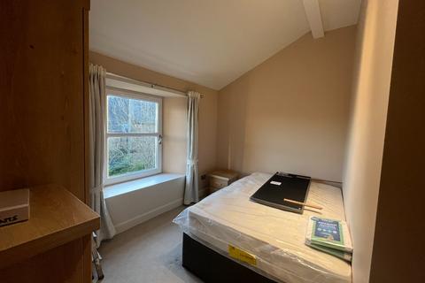 2 bedroom flat to rent, Colinton Road, Bruntsfield, Edinburgh, EH10