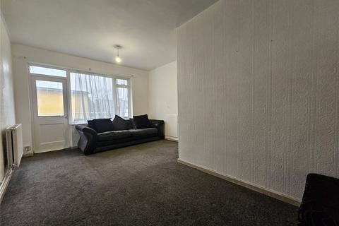 3 bedroom flat for sale, Bromley Road, London, SE6