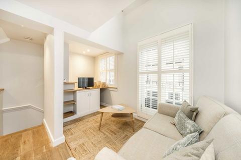 1 bedroom terraced house to rent, Royal Crescent Mews, London W11