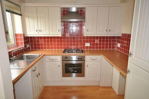 2 bedroom terraced house to rent, Trent View, Burton-on-Trent, Staffordshire, DE15