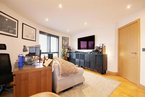 1 bedroom apartment for sale, Smeaton Court, Hertford