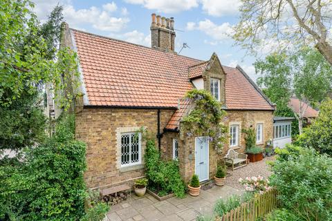 3 bedroom cottage for sale, The Hazels, Lower Green, Tewin, AL6